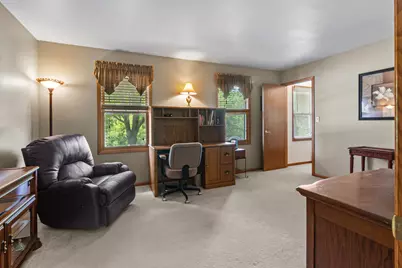 7239  Sherry Ln, Racine, WI 53185 - Photo 16