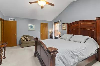 7239  Sherry Ln, Racine, WI 53185 - Photo 14