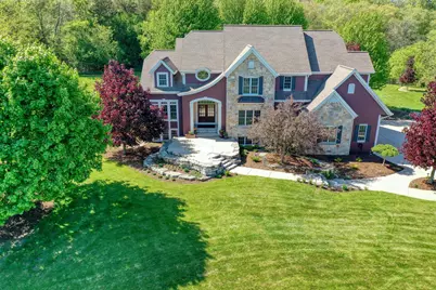 5249  Red Cedar Ct, West Bend, WI 53095 - Photo 2
