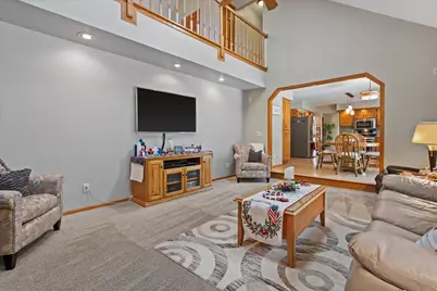 722  Greenway Ter, Hartland, WI 53029 - Photo 10
