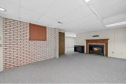 1202 W Oakwood Rd, Oak Creek, WI 53154 - Photo 20