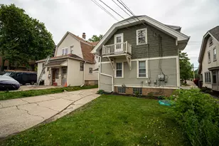 932 N 68th St, Wauwatosa, WI 53213 - Photo 6