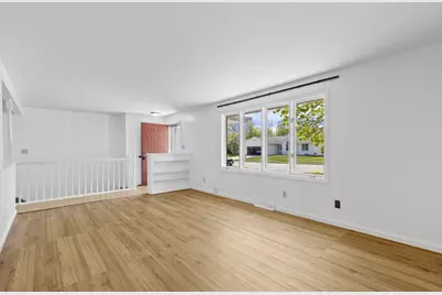 617 N 28th St, Sheboygan, WI 53081 - Photo 2