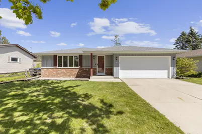 617 N 28th St, Sheboygan, WI 53081 - Photo 1