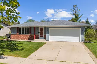 617 N 28th St, Sheboygan, WI 53081 - Photo 32