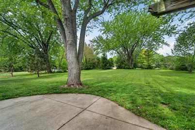 8409 S 35th St, Franklin, WI 53132 - Photo 22
