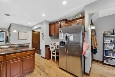 8409 S 35th St, Franklin, WI 53132 - Photo 8
