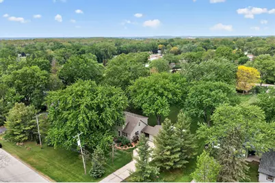 8409 S 35th St, Franklin, WI 53132 - Photo 28