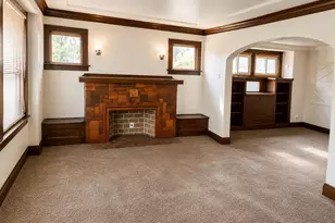4021 N 24th Pl, Milwaukee, WI 53209 - Photo 6
