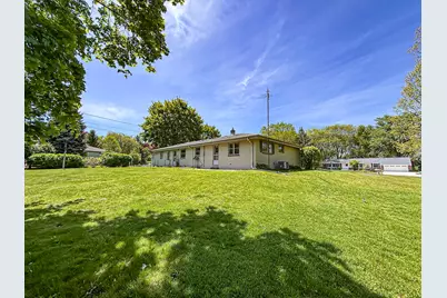 3150 S Ventura Dr, New Berlin, WI 53151 - Photo 22
