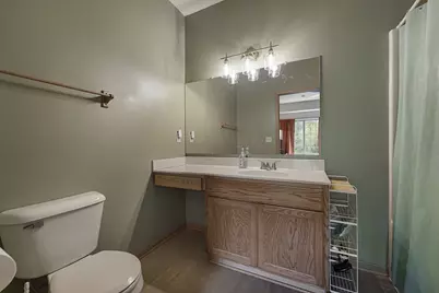 6884 S Rolling Meadows Ct, Oak Creek, WI 53154 - Photo 16
