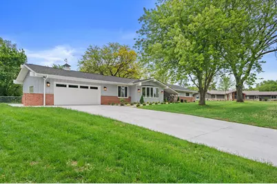 850  Janacek Rd, Brookfield, WI 53045 - Photo 2