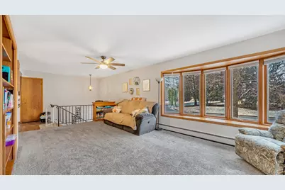 851  Linden St, Cleveland, WI 53015 - Photo 8