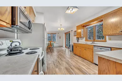 851  Linden St, Cleveland, WI 53015 - Photo 12