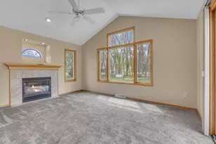 519 Sarah Dr, Fond du Lac, WI 54935 - Photo 8