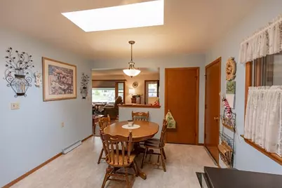 3410 S 10th Pl, Sheboygan, WI 53081 - Photo 6