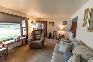 3410 S 10th Pl, Sheboygan, WI 53081 - Photo 2