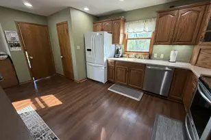 202 Lake St, Cascade, WI 53011 - Photo 8