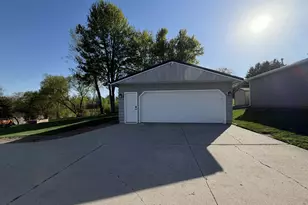 202 Lake St, Cascade, WI 53011 - Photo 24