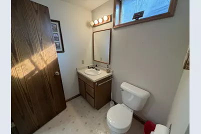 202  Lake St, Cascade, WI 53011 - Photo 16