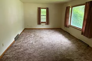 717 Cloute St, Fort Atkinson, WI 53538 - Photo 6