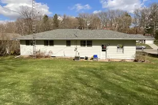 717 Cloute St, Fort Atkinson, WI 53538 - Photo 4