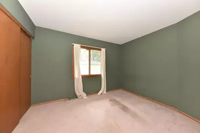 N87W17833  Shepherd Dr, Menomonee Falls, WI 53051 - Photo 12