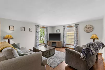5632  Pershing Blvd, Kenosha, WI 53144 - Photo 4