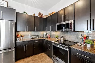 1111 N Marshall St #1003, Milwaukee, WI 53202 - Photo 24