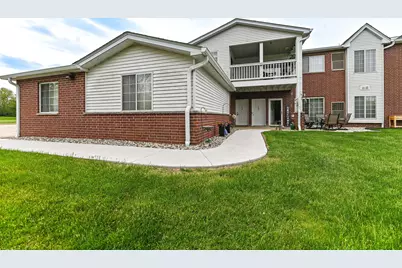 8200  Lexington Pl #12, Pleasant Prairie, WI 53158 - Photo 6