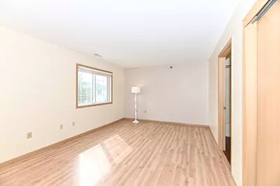 8200  Lexington Pl #12, Pleasant Prairie, WI 53158 - Photo 16