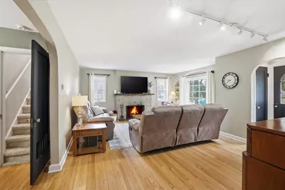 1311  Garfield Ave, Waukesha, WI 53186 - Photo 8