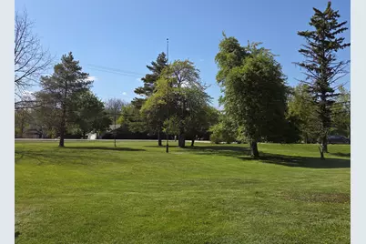 4120 S 124th St, Greenfield, WI 53228 - Photo 10