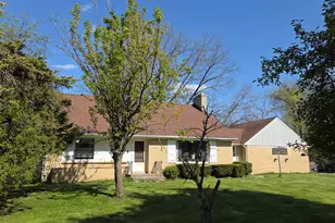 4120 S 124th St, Greenfield, WI 53228 - Photo 2
