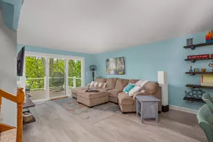 5638 W Peninsula Dr, Racine, WI 53185 - Photo 10