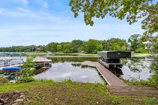 5638 W Peninsula Dr, Racine, WI 53185 - Photo 8