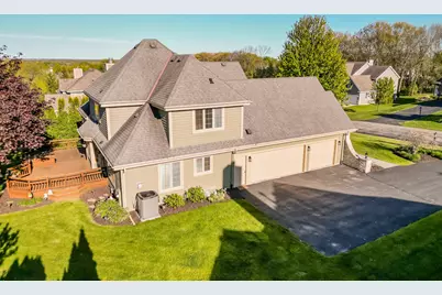 N52W16816  Oak Ridge Trl, Menomonee Falls, WI 53051 - Photo 36