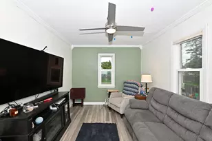 5949 S 31st St, Greenfield, WI 53221 - Photo 8