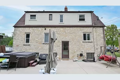 5949 S 31st St, Greenfield, WI 53221 - Photo 30