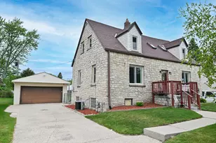 5949 S 31st St, Greenfield, WI 53221 - Photo 2