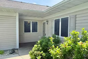 400 S Rice St, Whitewater, WI 53190 - Photo 2