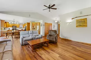 1616 Sandstone Ln, Howards Grove, WI 53083 - Photo 10