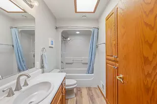 1616 Sandstone Ln, Howards Grove, WI 53083 - Photo 24