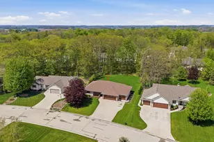 1616 Sandstone Ln, Howards Grove, WI 53083 - Photo 42