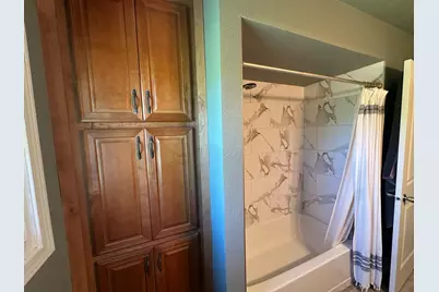 10226 W Steeple View Ln, Franklin, WI 53132 - Photo 8