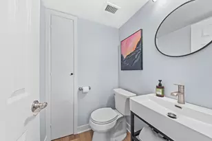 4508 N Woodruff Ave, Shorewood, WI 53211 - Photo 18
