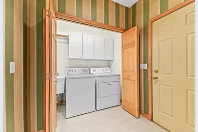 2325  Caribou Ln, Grafton, WI 53024 - Photo 22