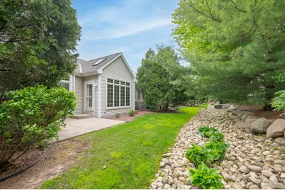 2325  Caribou Ln, Grafton, WI 53024 - Photo 24