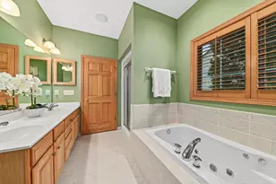 2325 Caribou Ln, Grafton, WI 53024 - Photo 18