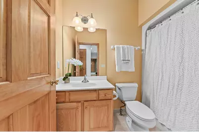 2325  Caribou Ln, Grafton, WI 53024 - Photo 20